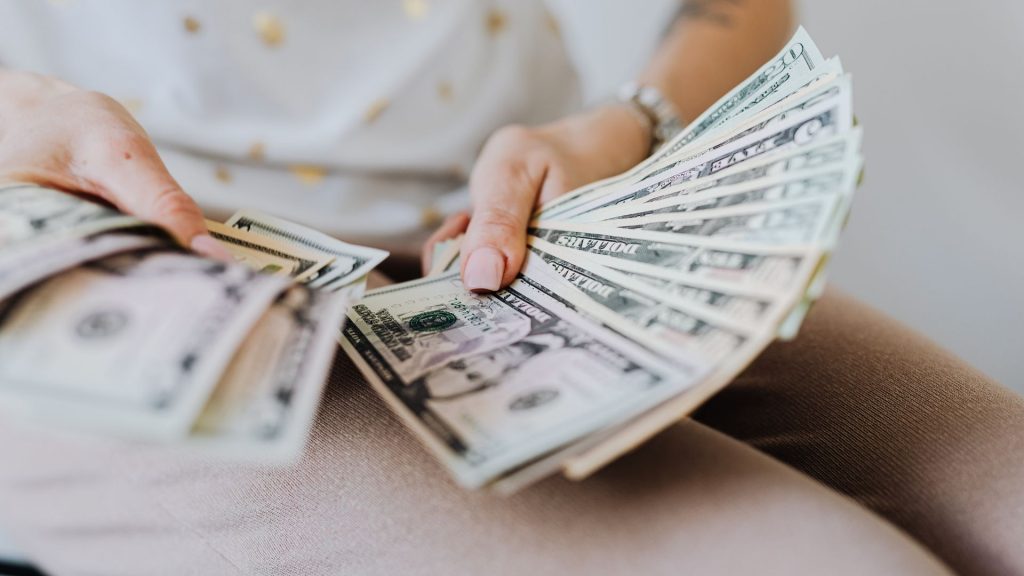 Cosas que nunca debes hacer con tus finanzas personales